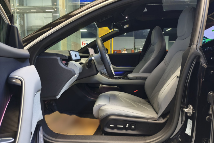 蔚来ET5T 2025款 75kWh Touring中控内饰7002