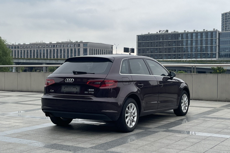 奥迪A3 2016款 Sportback 35 TFSI 领英型车身外观6008