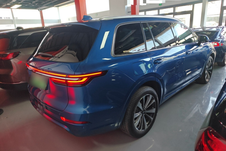 理想汽车 理想ONE 2020款 增程6座版车身外观7