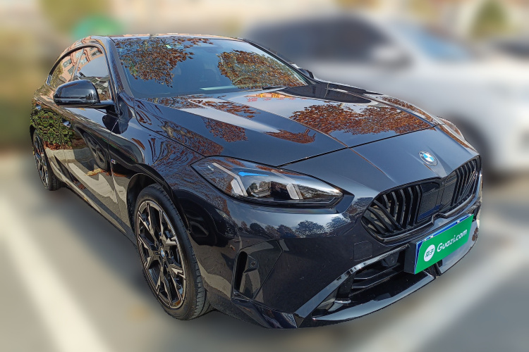 宝马2系 2025款 225L M运动曜夜套装车身外观3