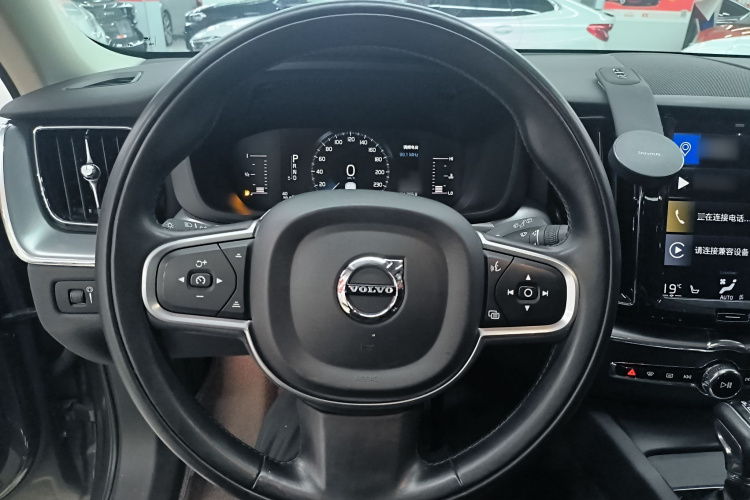 沃尔沃XC60 2018款 T5 四驱智逸版中控内饰13