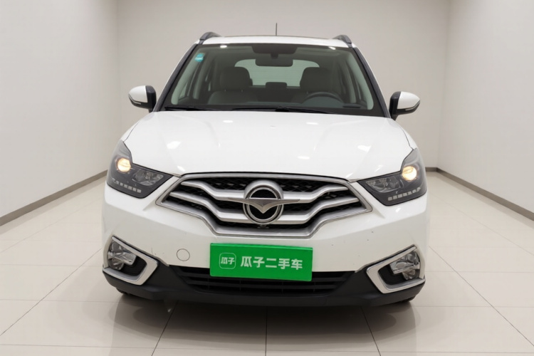 海马S5青春版 2017款 1.6L 手动尊贵型车身外观2