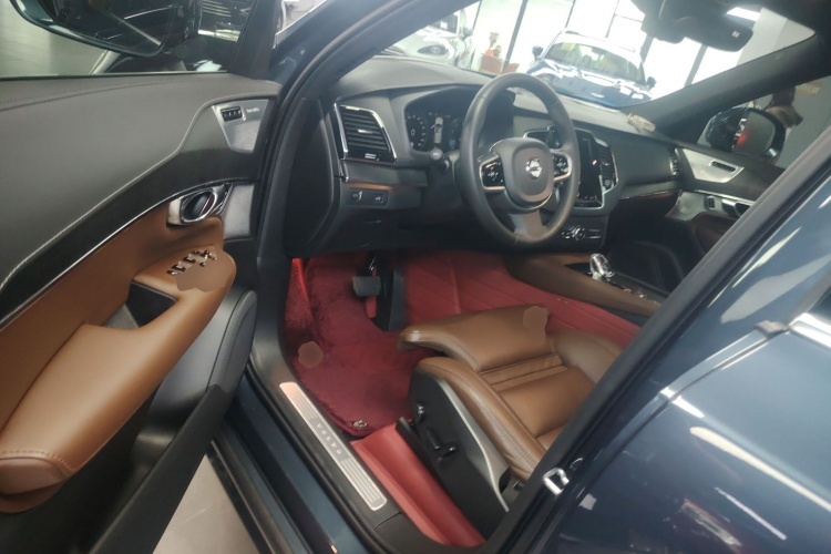 沃尔沃XC90 2021款 B6 智雅豪华版 7座中控内饰20