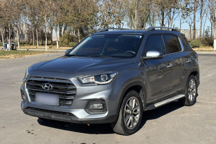 北京现代ix35 2018款 2.0L 自动两驱智勇·畅享版车身外观1