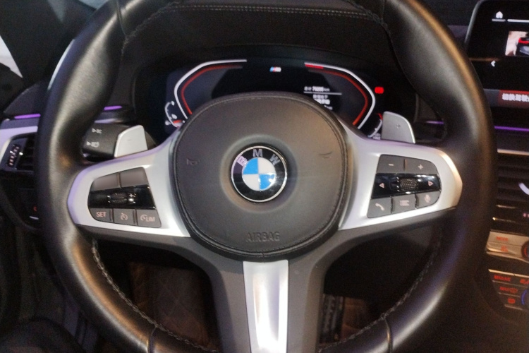 宝马5系(进口) 2022款 改款 530i M运动套装局部细节13