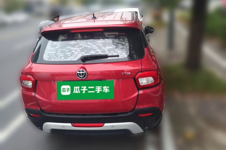 中华V3 2015款 1.5L 自动智能型车身外观6004