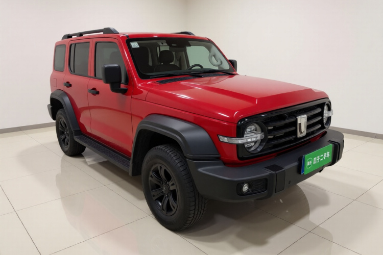 坦克300 2021款 越野版 2.0T 挑战者车身外观3