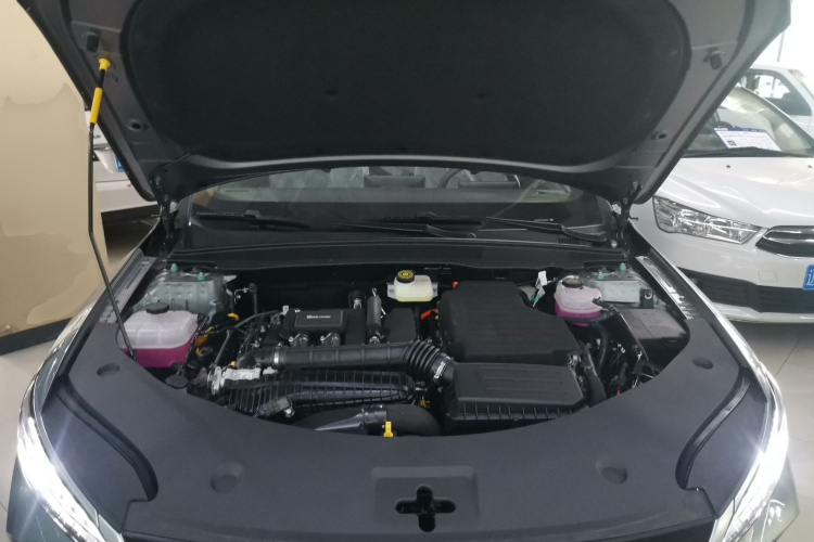 比亚迪 秦PLUS 2025款 DM-i 智驾版 128KM进取型机舱底盘24