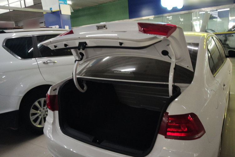 大众 桑塔纳 2021款 1.5L 自动风尚版局部细节23