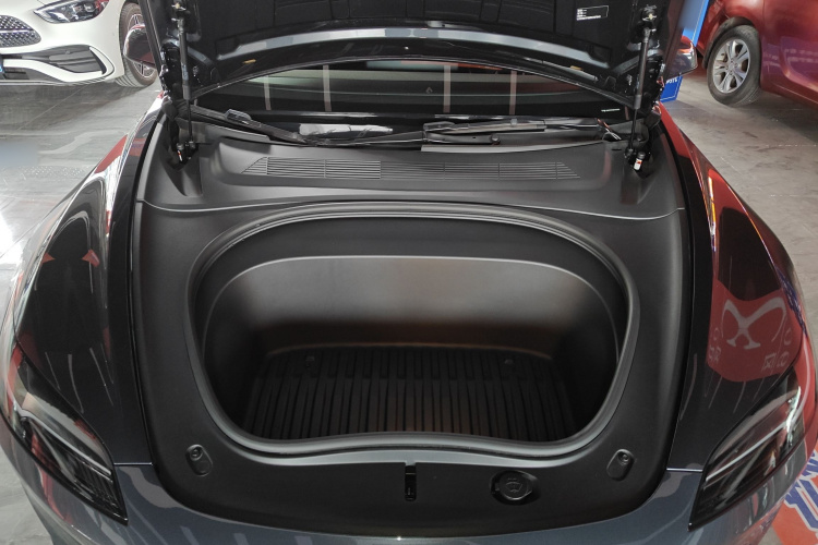 特斯拉 Model 3 2023款 后轮驱动版局部细节24