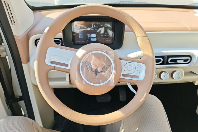 五菱汽车 宏光MINIEV 2024款 第三代 215km 青春版中控内饰13