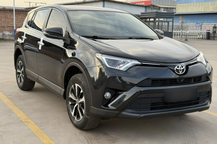 丰田 RAV4荣放 2019款 2.0L CVT两驱风尚版 国VI车身外观6004