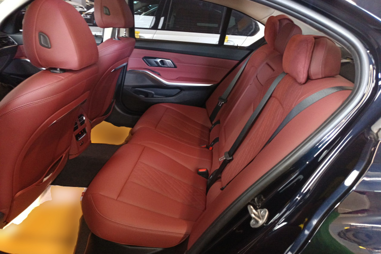 宝马3系 2023款 320Li M运动套装中控内饰21