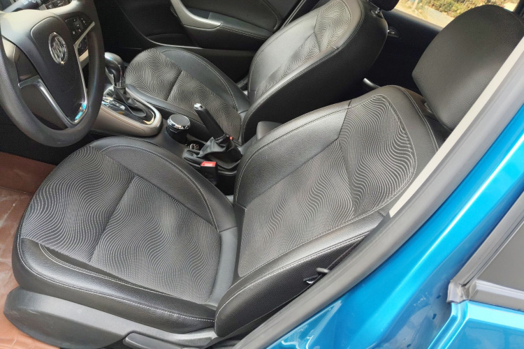 别克 英朗 2014款 XT 1.6L 自动时尚版局部细节19