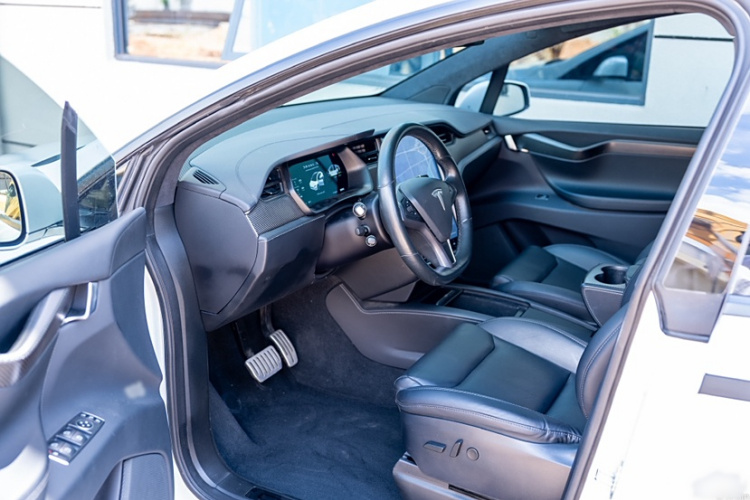 特斯拉 Model X 2019款 Performance 高性能版车身外观6009