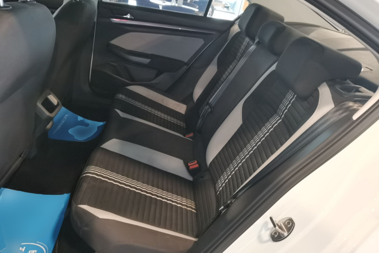 大众 宝来 2024款 200TSI DSG畅行版中控内饰7004