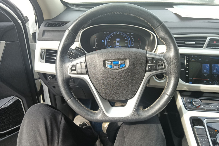 吉利汽车 博越 2020款 1.8TD DCT两驱智联型4G互联版中控内饰13