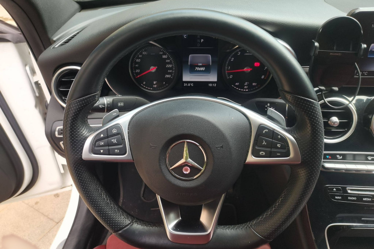 奔驰C级 2017款 改款 C 200 运动版局部细节13