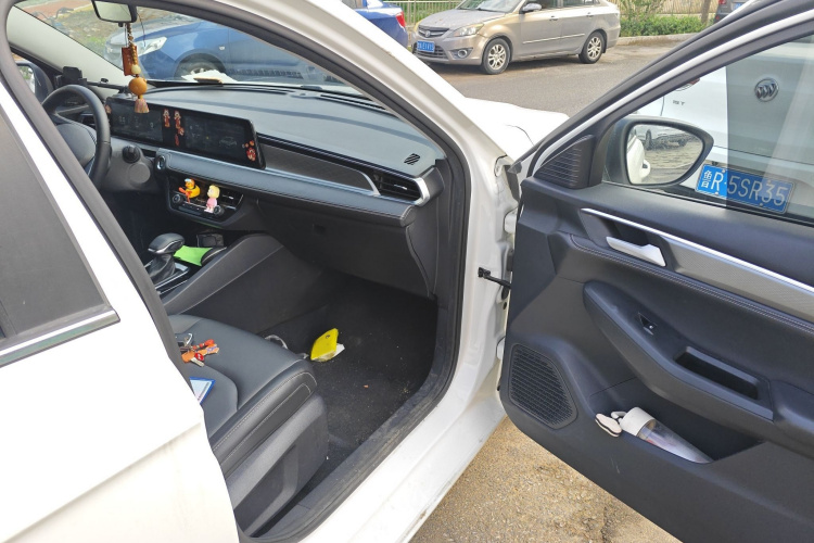 福特 福睿斯 2021款 1.5L 自动钻石版局部细节9005