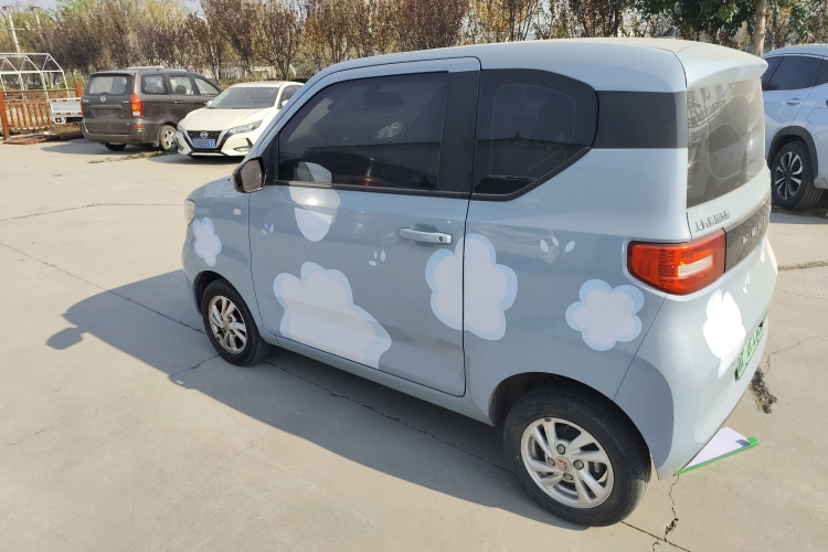 五菱汽车 宏光MINIEV 2020款 自在款 磷酸铁锂车身外观4