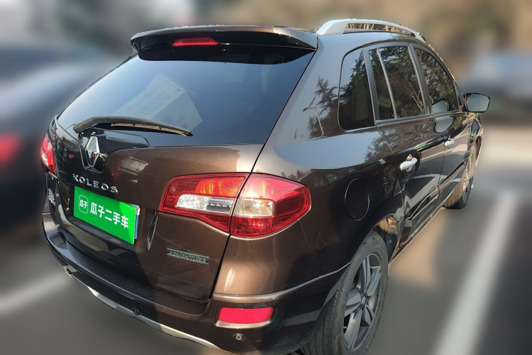 雷诺 科雷傲(进口) 2014款 改款 2.5L 两驱舒适版车身外观7