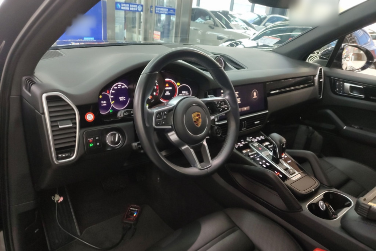 保时捷 Cayenne新能源 2022款 Cayenne E-Hybrid 2.0T 铂金版中控内饰12