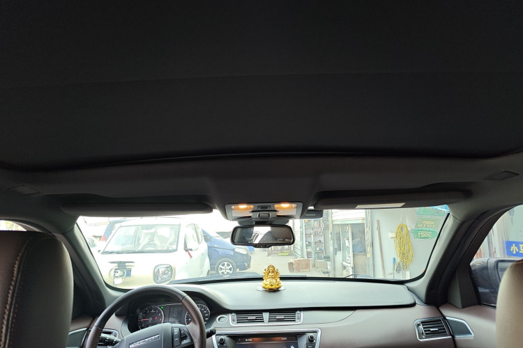 陆风X7 2015款 2.0T 全景尊贵版中控内饰22