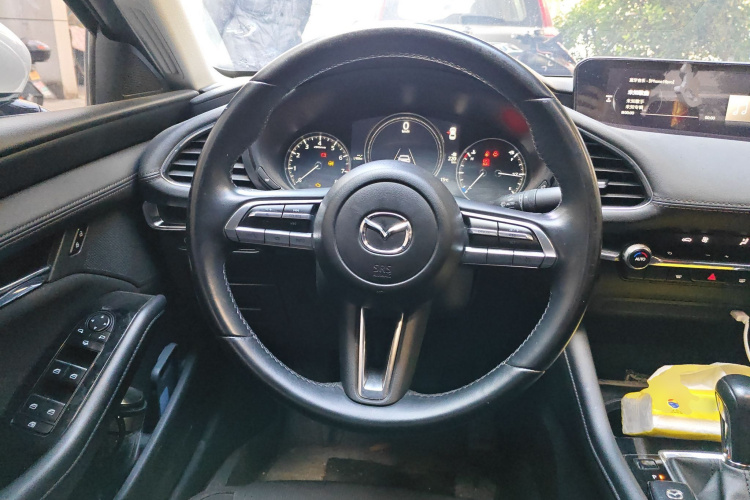 马自达3 昂克赛拉 2021款 2.0L 自动质炫版中控内饰13