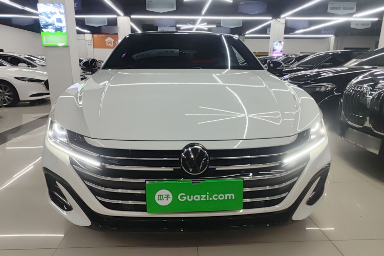 一汽-大众CC 2024款 380TSI 夺目版车身外观2