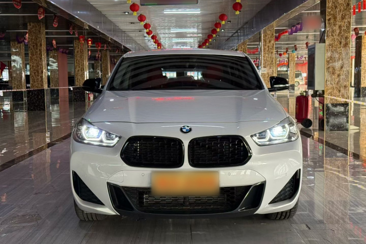 宝马X2 2023款 sDrive25i M运动曜夜版车身外观6004