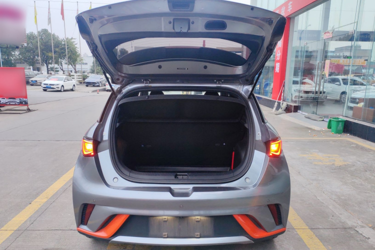 比亚迪 海豚 2021款 405km 自由版机舱底盘23