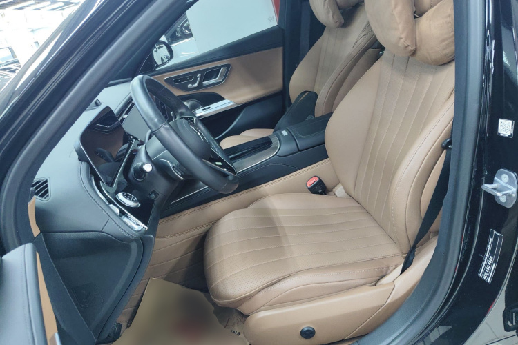 奔驰E级 2024款 E 300 L 豪华型中控内饰19