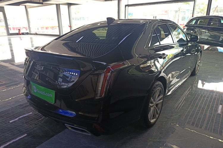 凯迪拉克CT4 2020款 28T 时尚型车身外观7