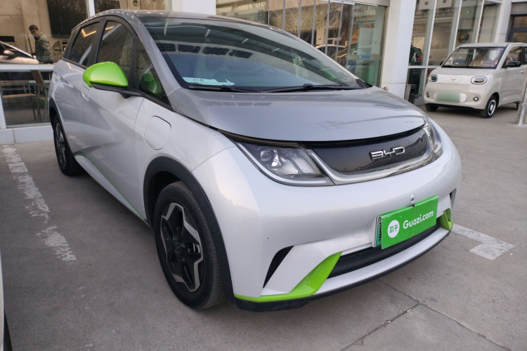 比亚迪 海豚 2021款 405km 时尚版车身外观3