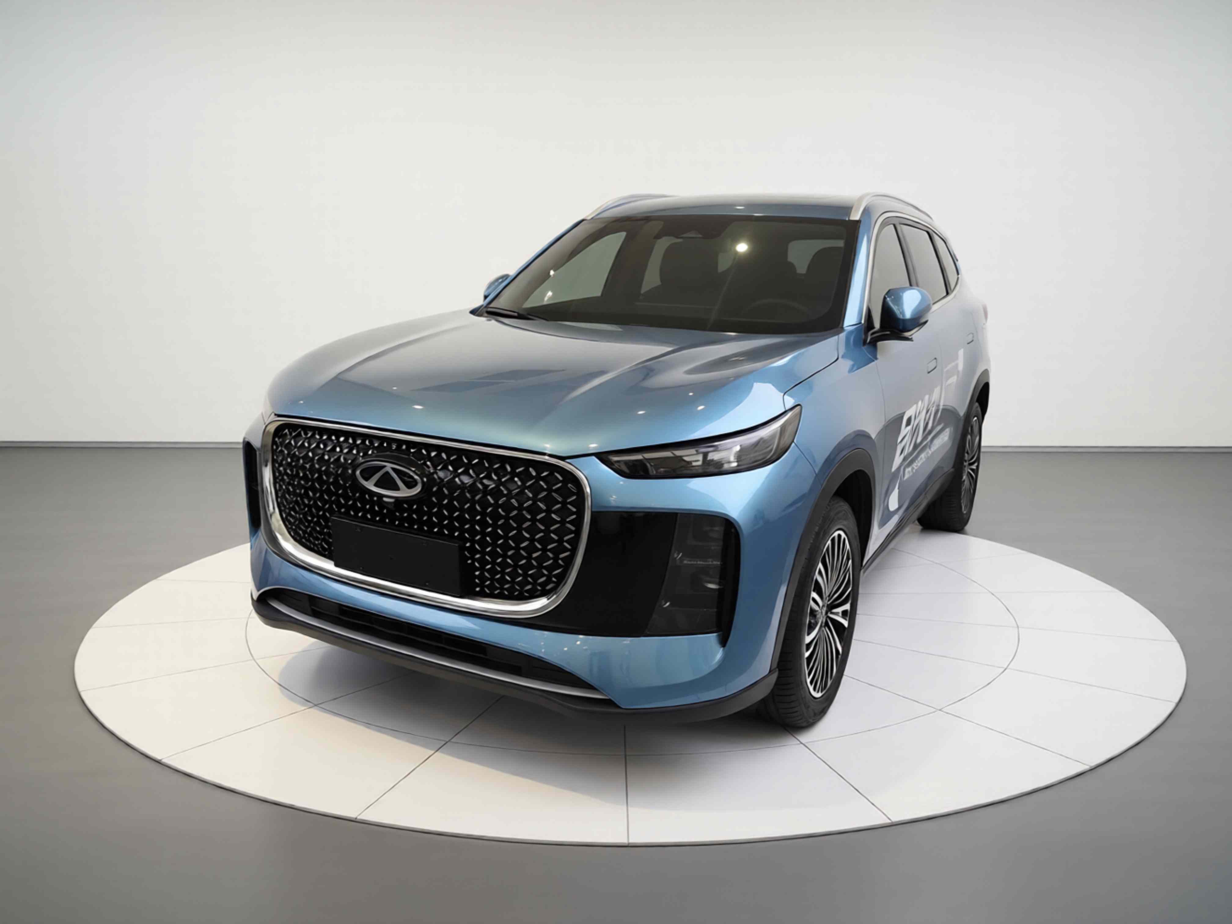 奇瑞 瑞虎8 PLUS C-DM 2025款 1.5T 116km 尊贵型 5座(2)