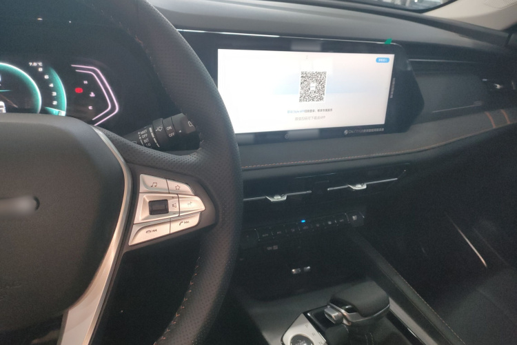 长安欧尚X7 PLUS 2022款 1.5T 蓝鲸版自动尊贵型 7座中控内饰12