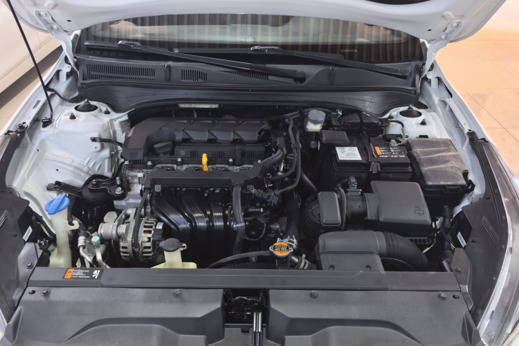 起亚K3 2019款 1.5L CVT智享互联版机舱底盘24