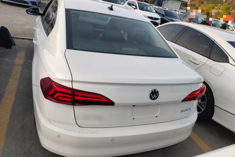 大众 宝来 2021款 1.5L 自动时尚智联版车身外观6