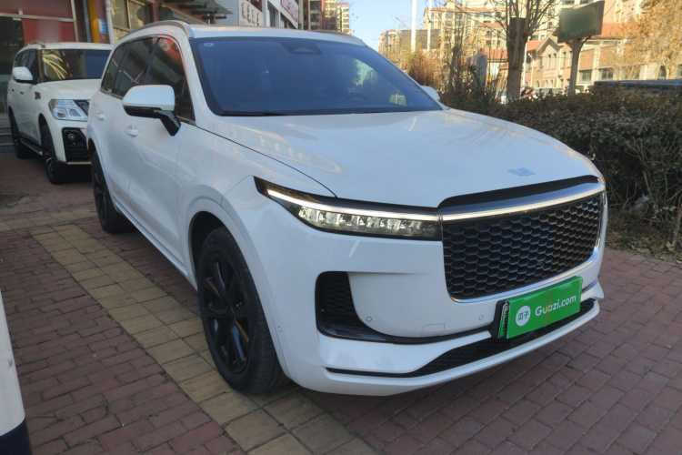 理想汽车 理想ONE 2021款 增程6座版车身外观3