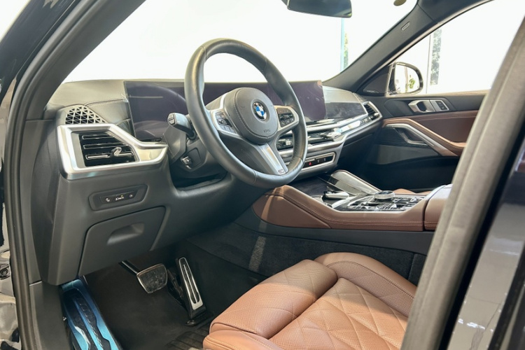 宝马X6 2023款 xDrive40i 尊享型 M运动套装局部细节19