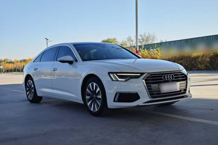 奥迪A6L 2019款 45 TFSI 臻选致雅型车身外观3