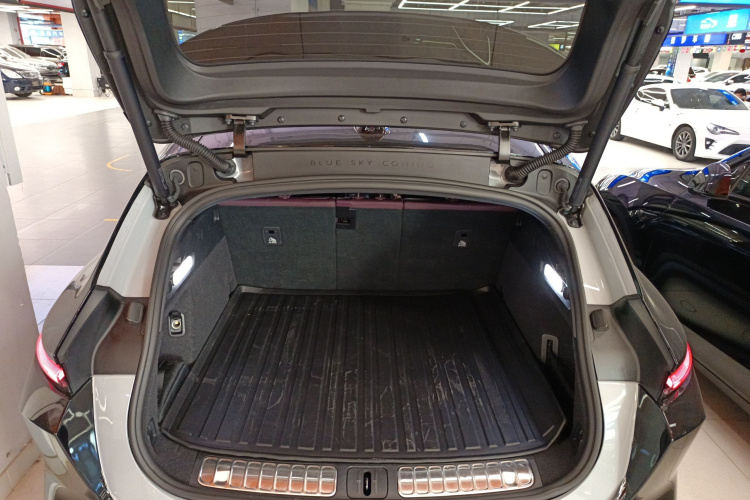 蔚来ET5T 2023款 75kWh Touring机舱底盘23