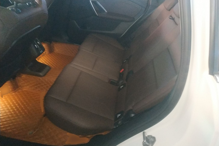 宝马X1 2023款 sDrive25Li X设计套装中控内饰7004