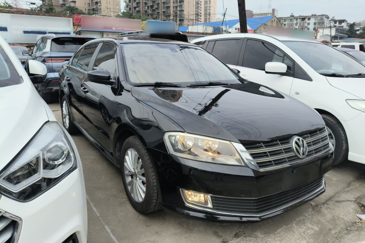 大众 朗逸 2013款 改款 1.4TSI 手动豪华版车身外观3