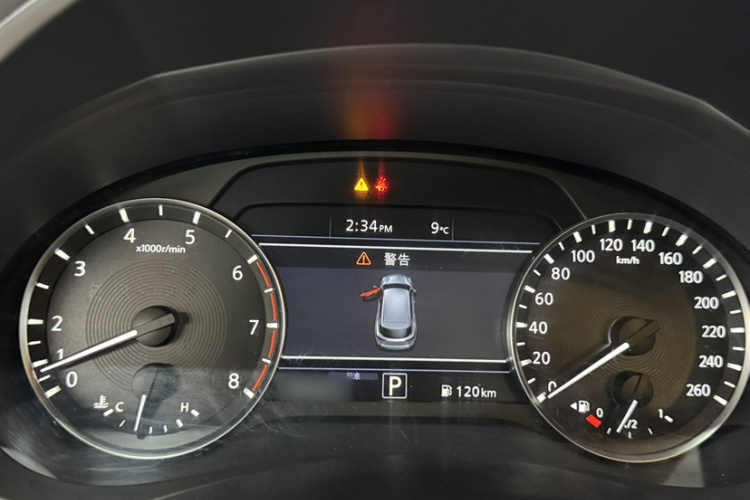 英菲尼迪QX50 2018款 2.0T 四驱菁英版局部细节14