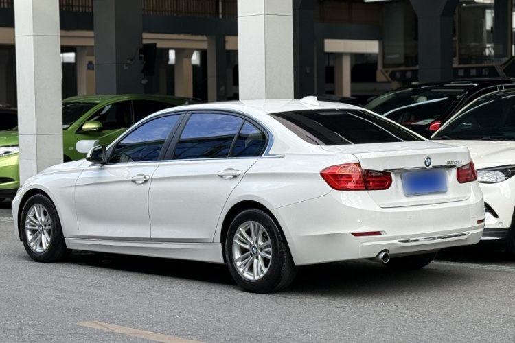 宝马3系 2015款 320Li 超悦版时尚型车身外观6009