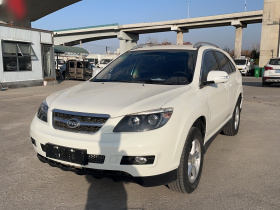 比亚迪S6 2014款 2.0L 手动豪华型 5座