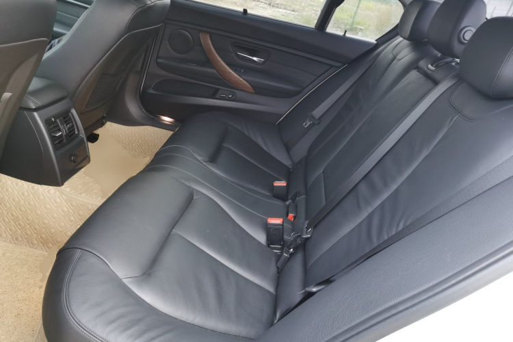 宝马3系 2014款 328Li xDrive风尚设计套装中控内饰21