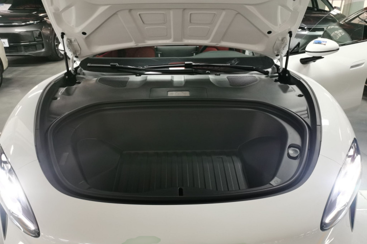 小米汽车 小米SU7 2024款 后驱超长续航高阶智驾Pro版机舱底盘24