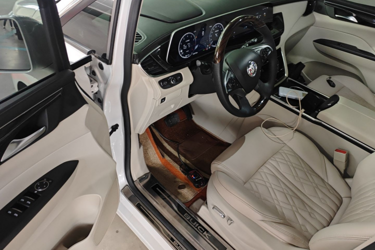 别克GL8 2020款 ES陆尊 653T 舒适型中控内饰7003